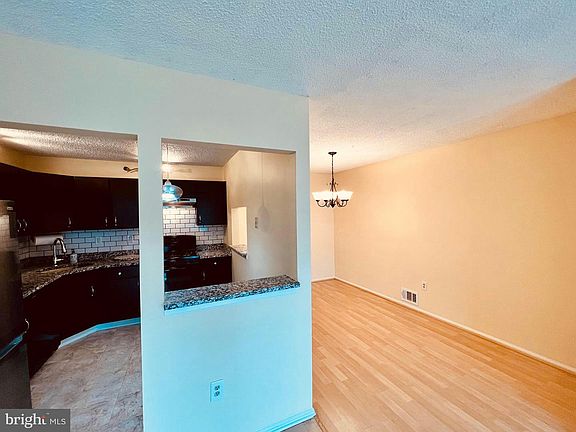 5th image of 217 Rachel Ct #4202