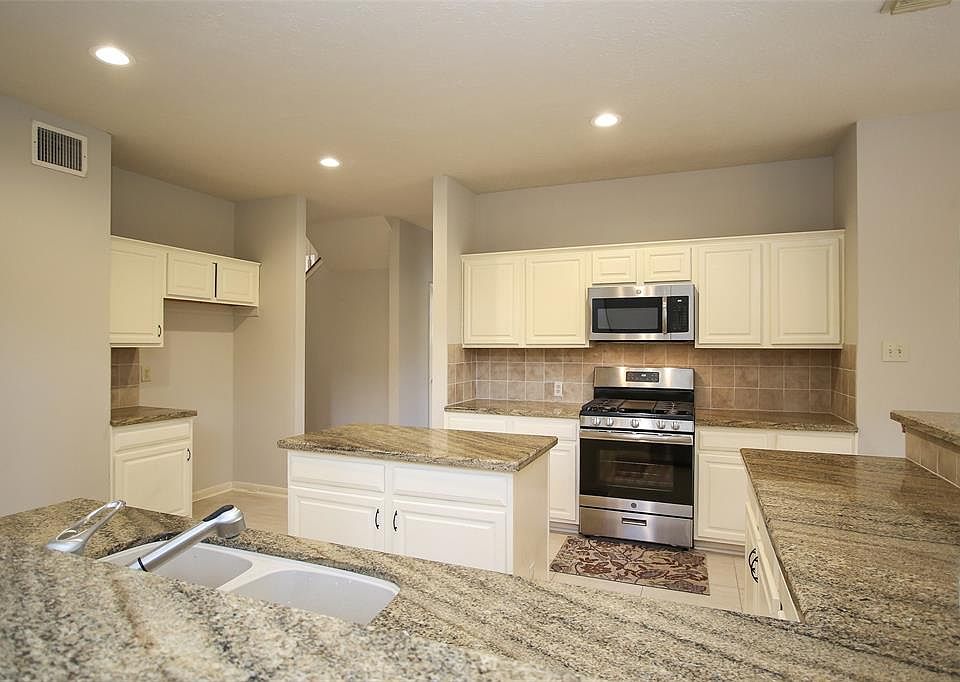 1st image of 7018 Red Coral Dr