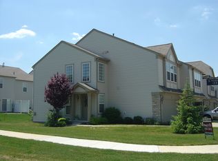 1528 Durham Dr, Broadview Heights, OH 44147