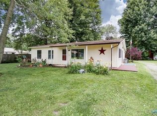 524 Mettabrook Dr, Swanton, OH 43558