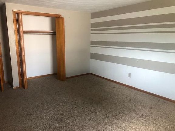 2nd image of 269 N Main St APT B
