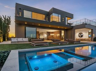 1030 Somera Rd, Los Angeles, CA 90077