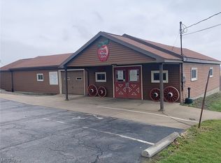 5667 Adams Rd, Rogers, OH 44455