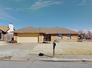 1120 Mars Rd, Edmond, OK 73003