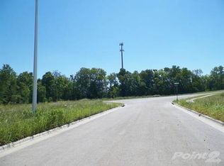 3361 S Hillcrest St, Springfield, MO 65807