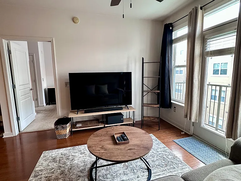 3000 Vanderbilt Pl #300 — Photo 16