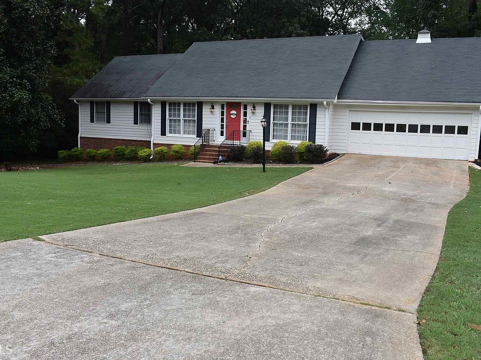 1st image of 830 Sugar Creek Dr SE