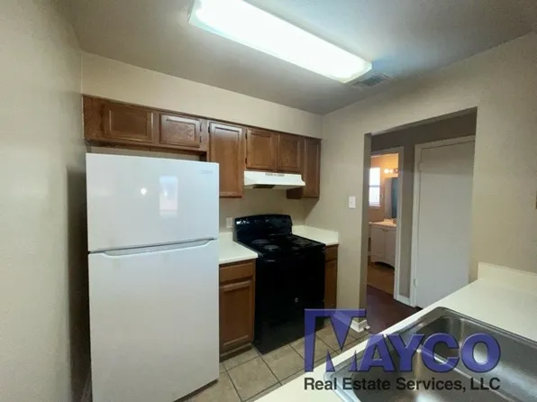 5705 E Texas St APT 13, Bossier City, LA 71111