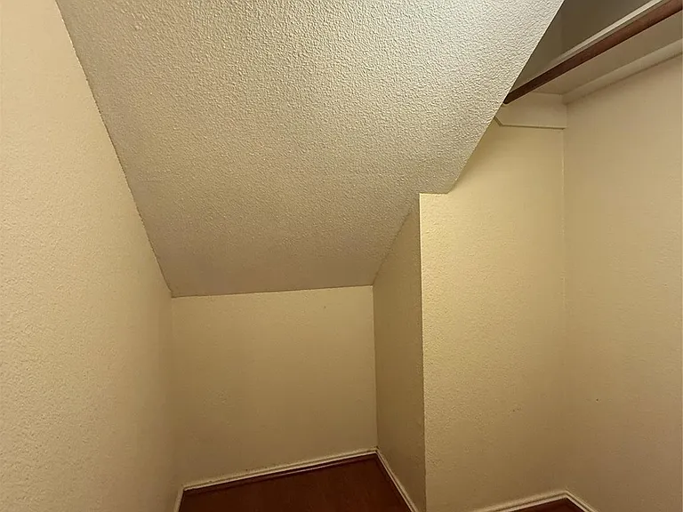 19134 Broadwind Ln — Photo 16