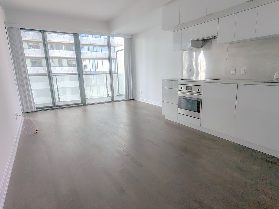 1st image of 185 Roehampton Ave #1801