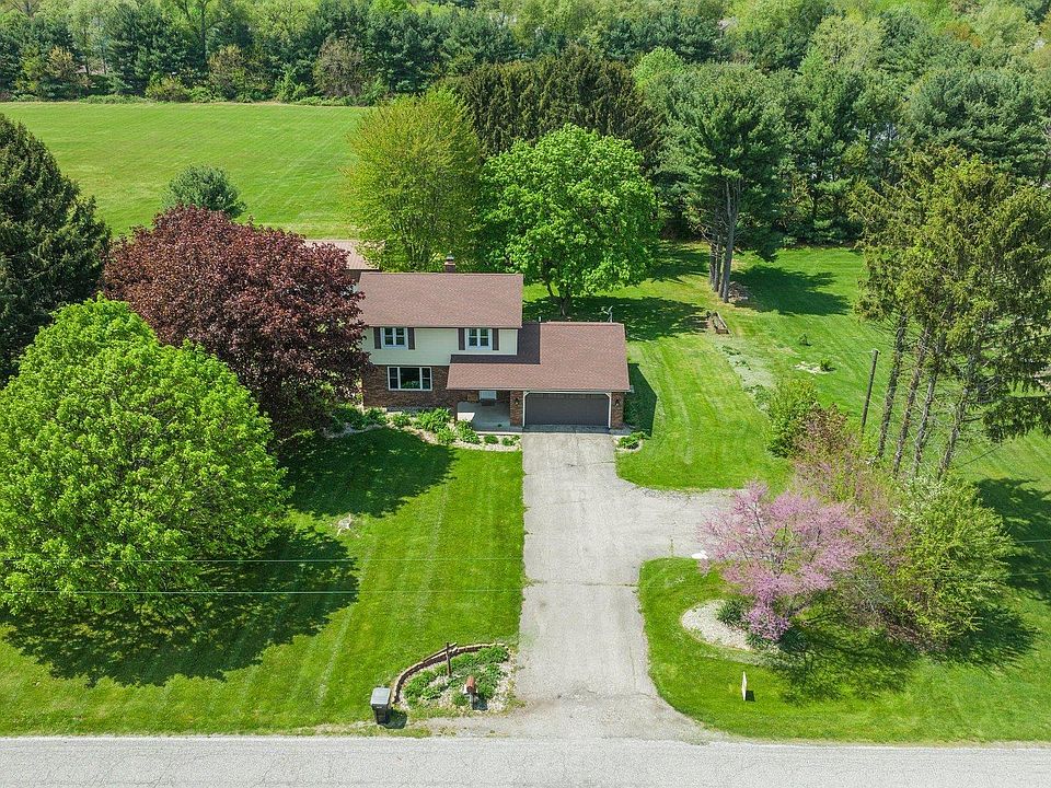 68099 Kenilworth Rd, Lakeville, IN 46536 | Zillow