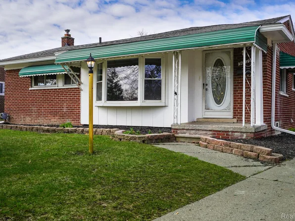 30075 Grandview St, Inkster, MI 48141