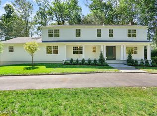 15 Azalea Ter, Cos Cob, CT 06807