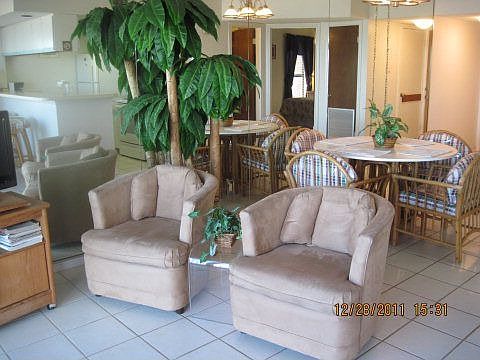 3rd image of 5550 Gulf Blvd #206