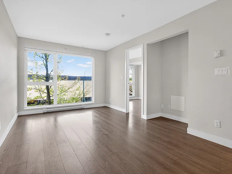 1588 Hastings St E #211 — Photo 5