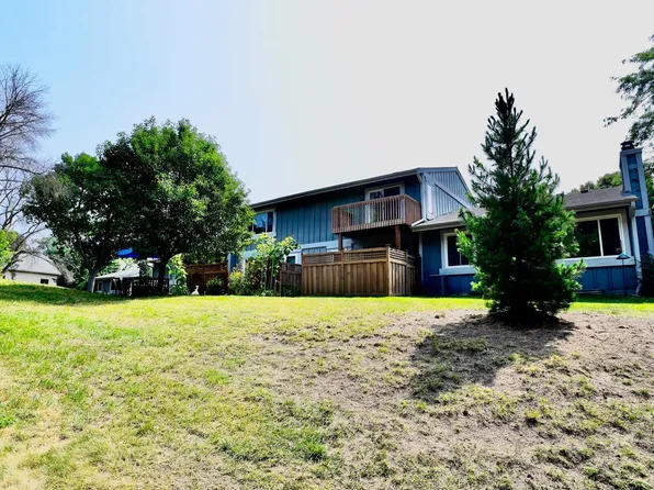 110956 Von Hertzen Cir #56, Chaska, MN 55318