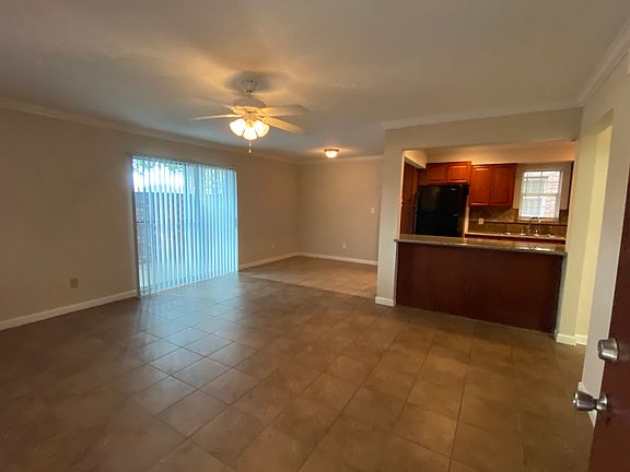 2nd image of 14222 Kimberley Ln APT 381