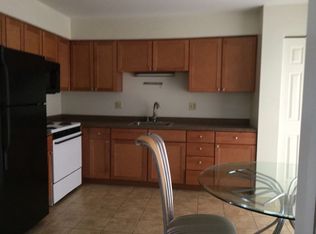 732 Oakton Rd, Montgomery, IL 60538