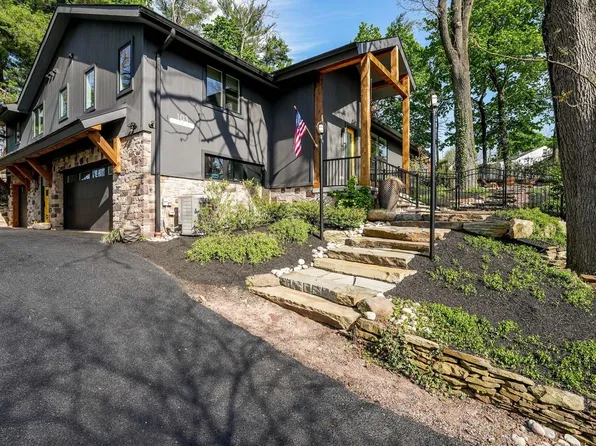 103 Kiltie Dr, New Hope, PA 18938