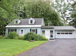 1118 Inner Dr, Schenectady, NY 12303