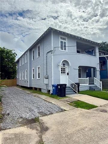 3 bed, 2.0 bath, 3491 sqft, $1,600 — Photo 2