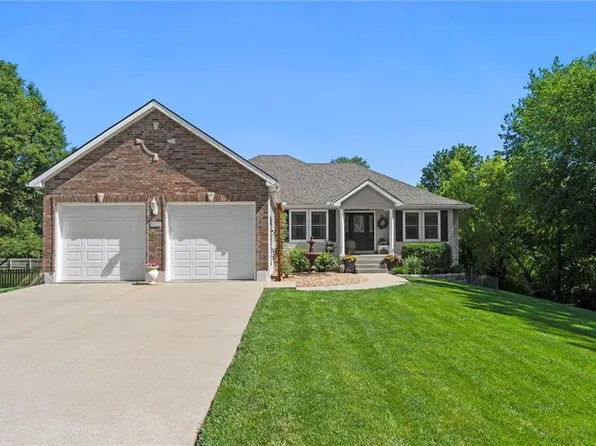 650 SW Ryan Rd, Grain Valley, MO 64029