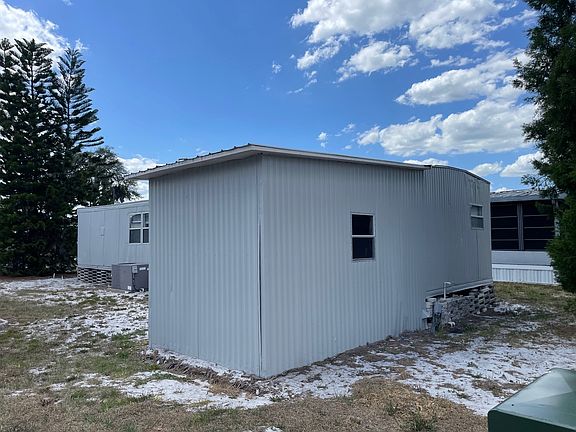 4th image of 68 Ann Way E