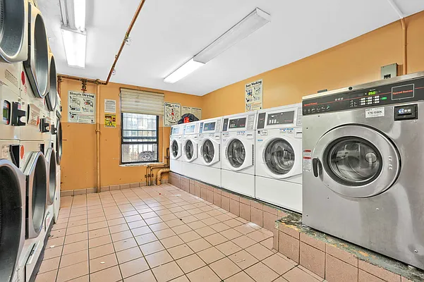 Rented by Compass | media 10