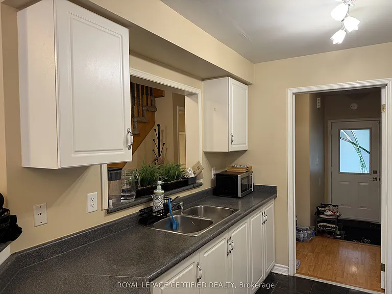 3300 Carabella Way — Photo 8