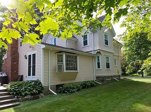 4th image of 290 Lincoln St