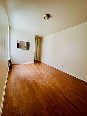 3rd image of 271 Sullivan Pl APT 1E