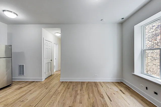 815 S Carpenter St #3R — Photo 11