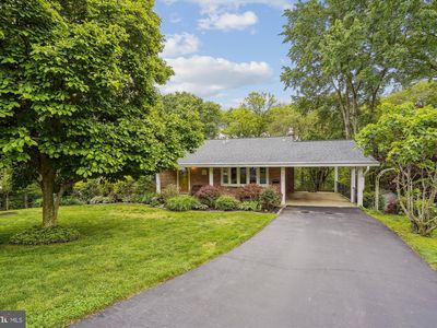 6815 Glenmont St, Falls Church, VA, 22042