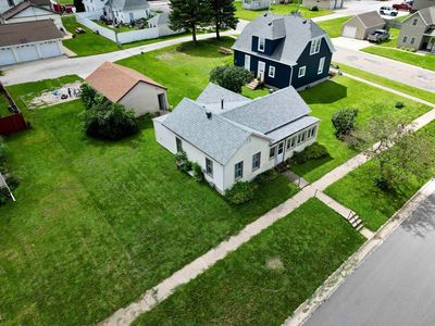 202 E Henry St, Calmar, IA, 52132