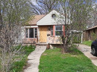 210 W Van Wagoner Ave, Flint, MI 48505