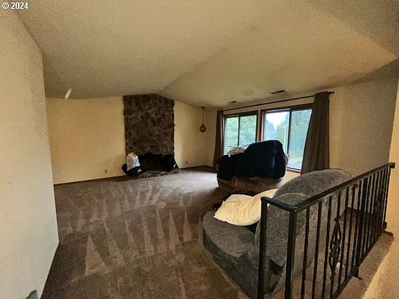3rd image of 8221 NE 29th Ave