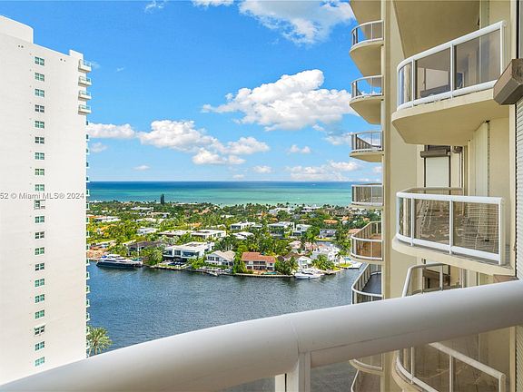 3rd image of 20191 E Country Club Dr APT 2102