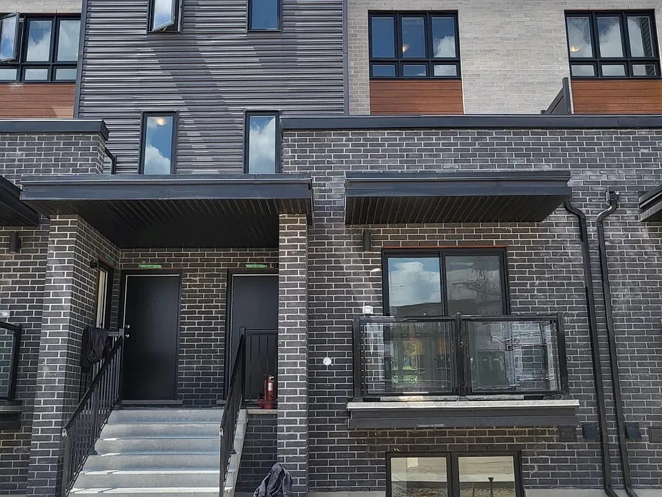 235 Chapel Hill Dr #25