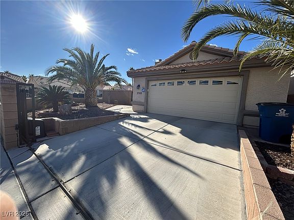 3rd image of 3765 Grand Viewpoint Ct