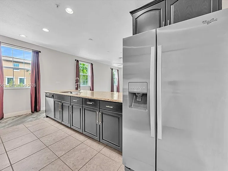 995 SW 147th Ave #2514 — Photo 17