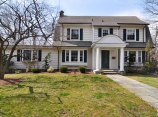 231 Nyac Ave, Pelham, NY 10803