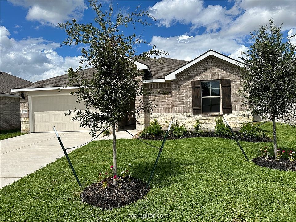 1st image of 2220 Spyglass Dr
