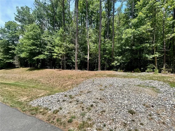 15201 Isle Pines Dr #9, Chesterfield, VA 23838