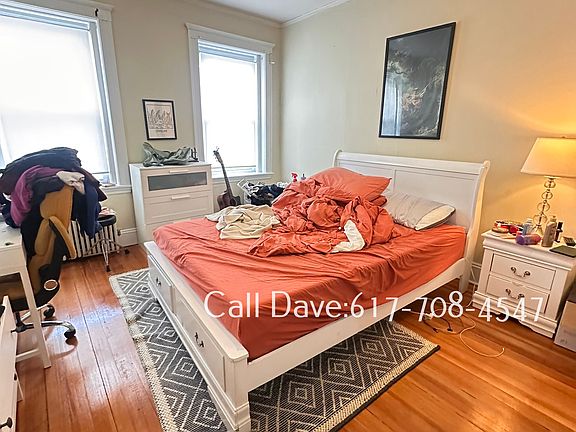 5th image of 1128 Commonwealth Ave APT 6A