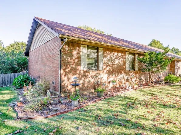 2112 Jackie Drive, West Plains, MO 65775