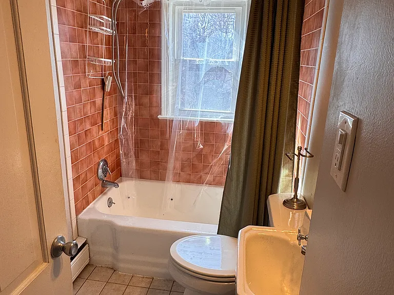 14 Strant St #14 — Photo 7