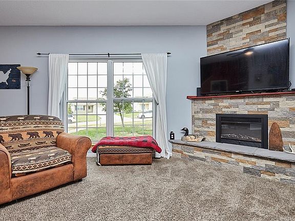 5th image of 3015 SW White Birch Dr