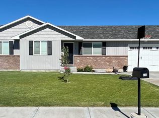 414 N Kimberly Dr, Idaho Falls, ID 83401