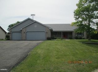 6646 Shadybrook Trl, Loves Park, IL 61111