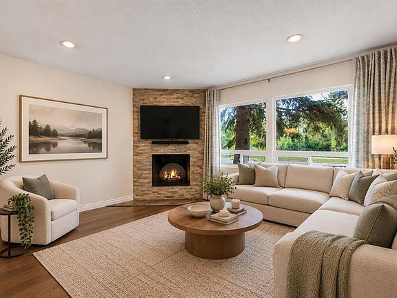 3rd image of 6326 W 37th St SW